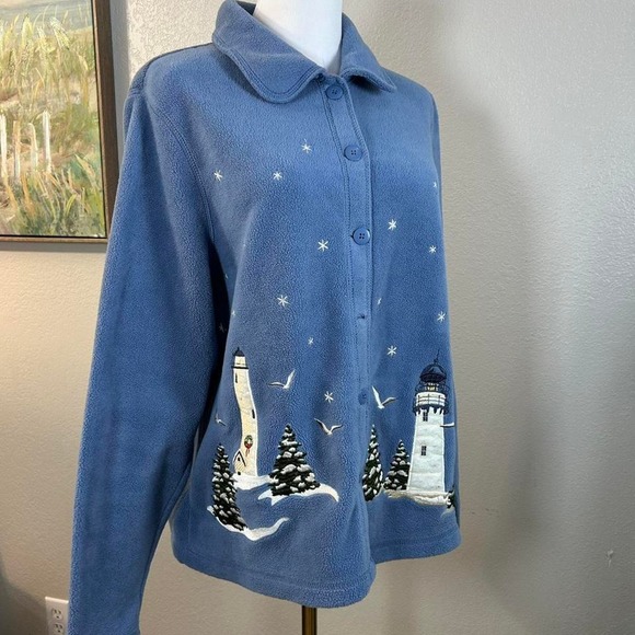 Coastal Lighthouse Winter Scene Embroidered Fleece Jacket Size L - Picture 3 of 7